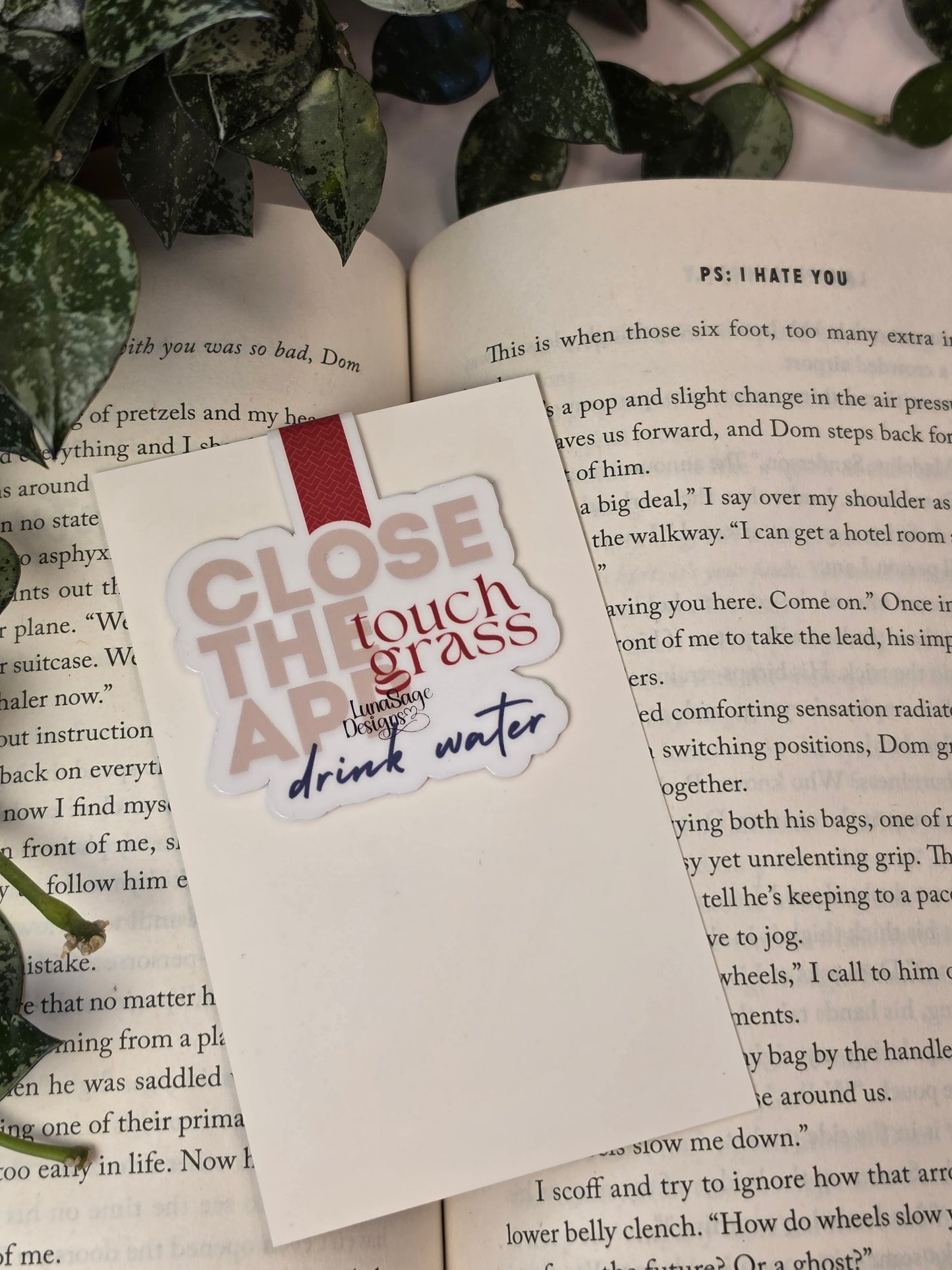 Magnetic Bookmark: Close the App