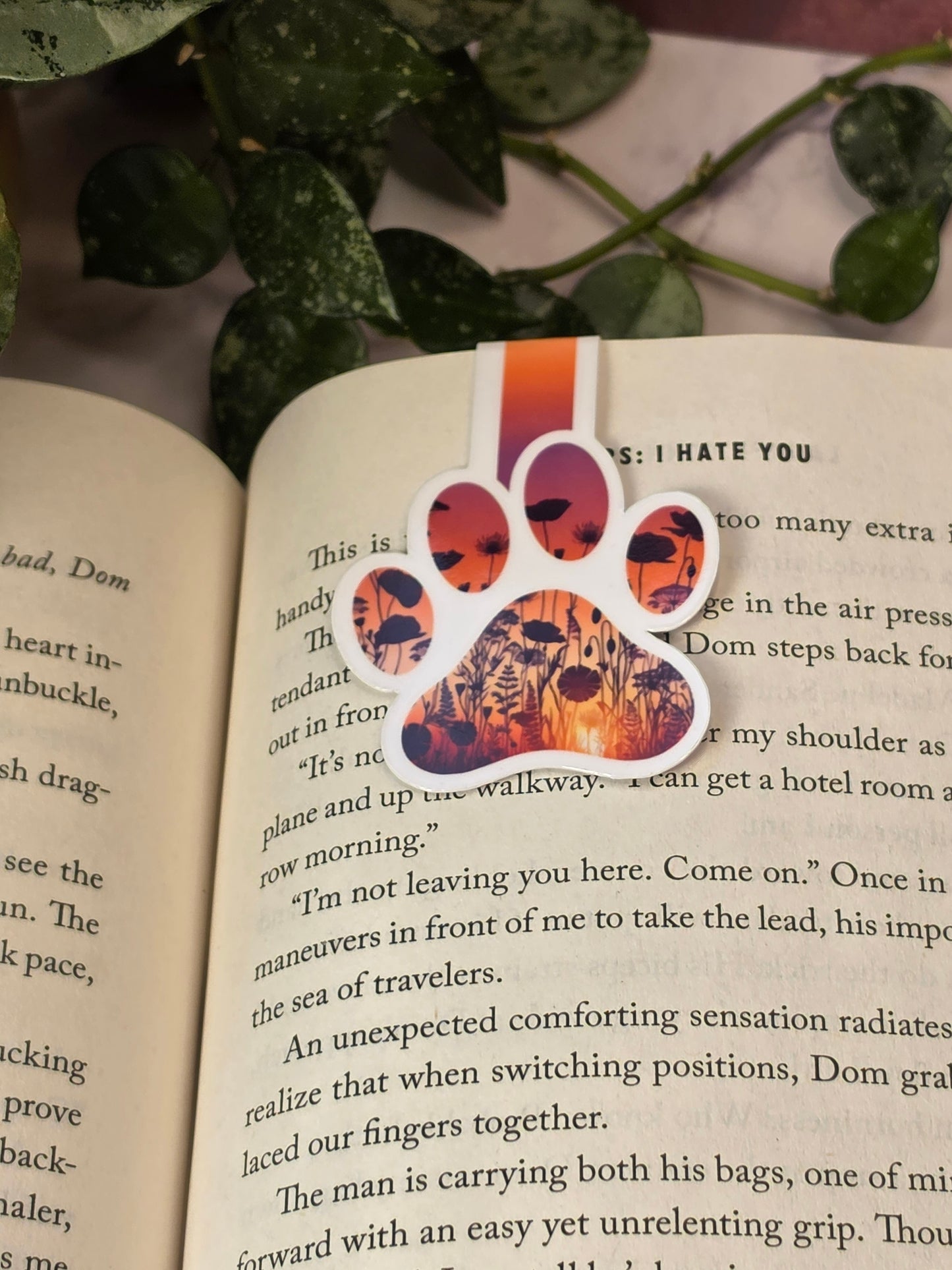 Magnetic Bookmark: Sunset Fields Paw
