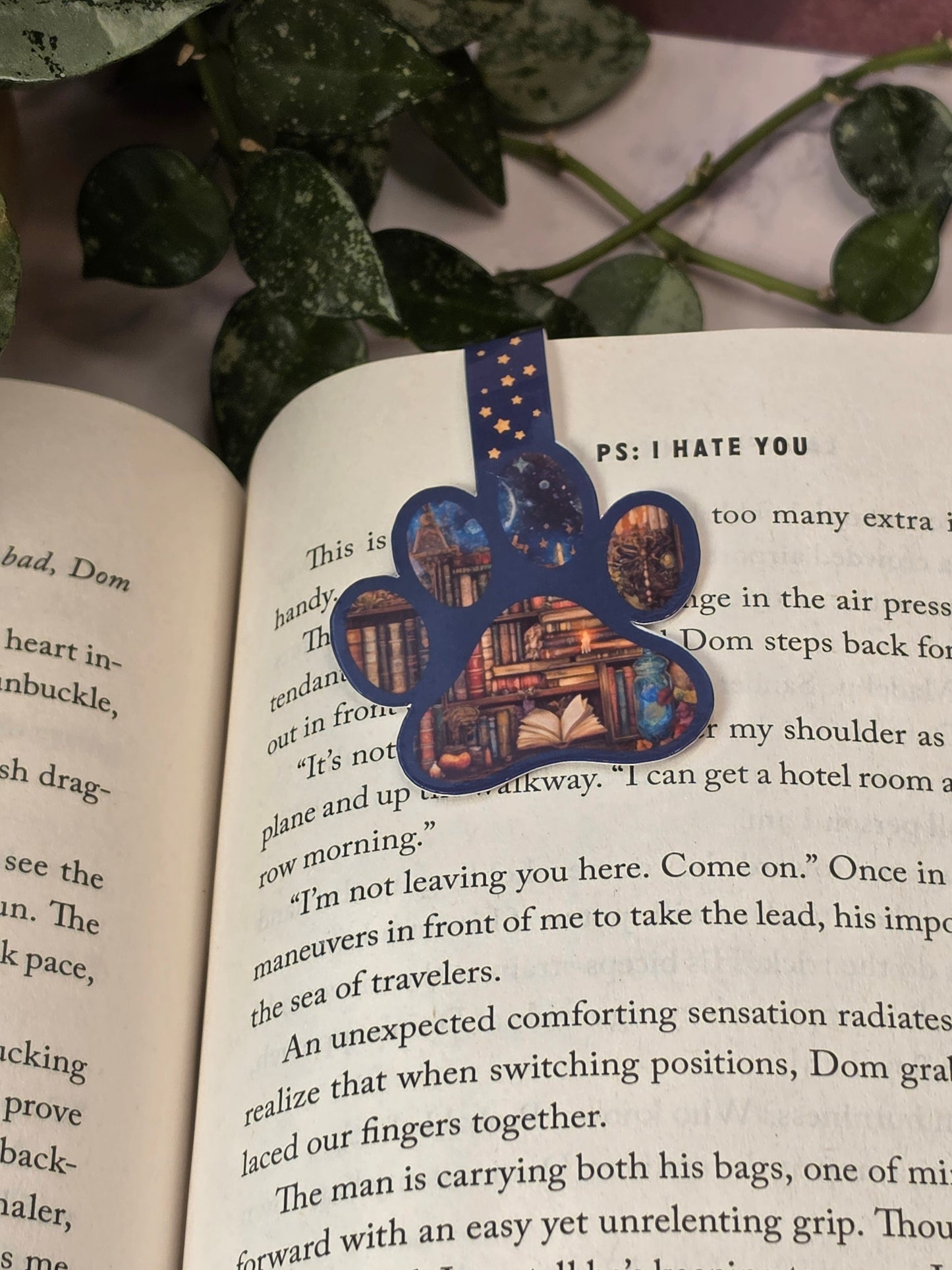 Magnetic Bookmark: Midnight Library Paw